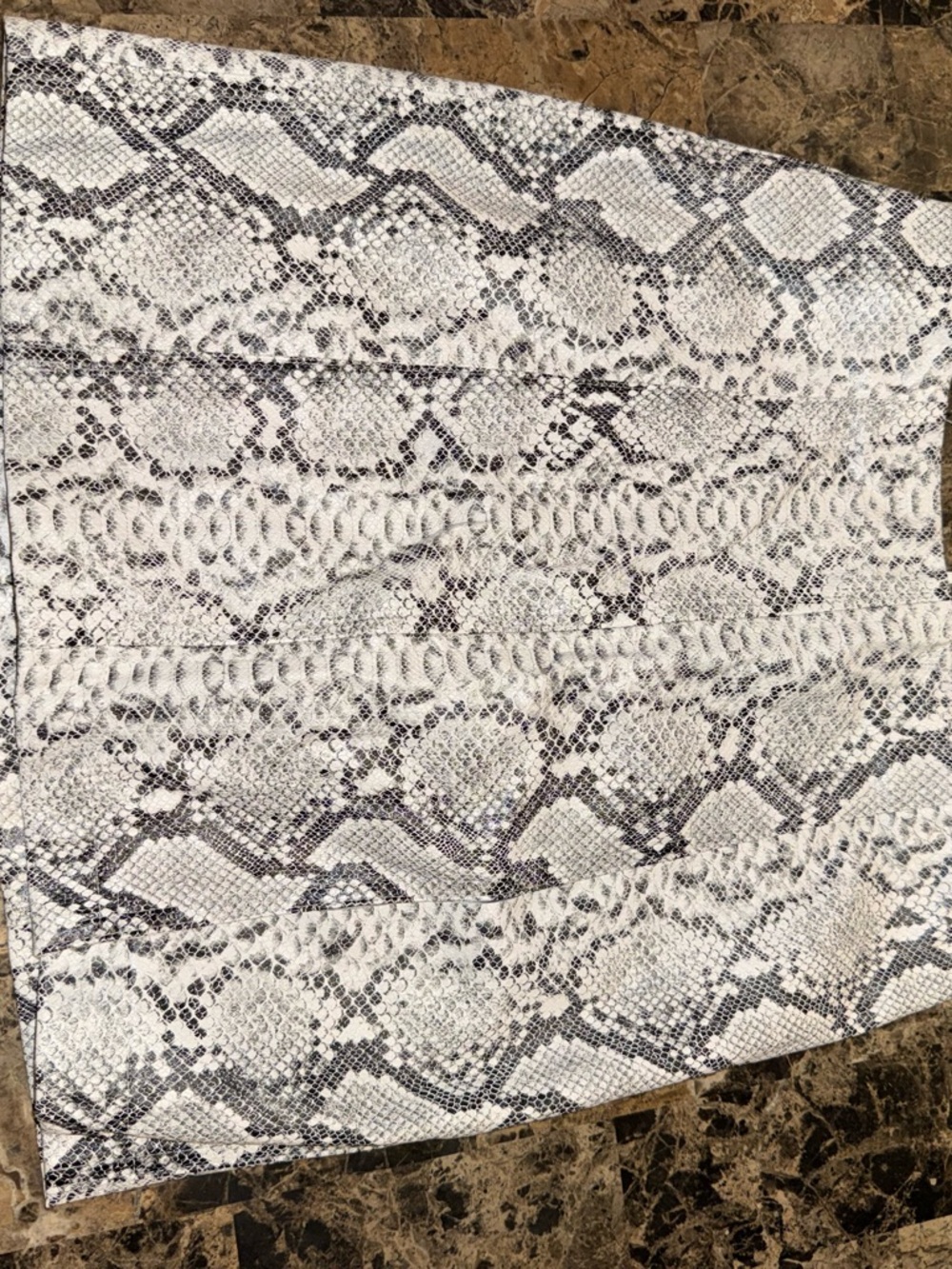 Lulu's Monochrome Snakeskin Pencil Skirt